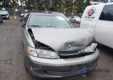 2000 Lexus Es 300 из США, поврежденный, VIN JT8BF28G4Y0247634